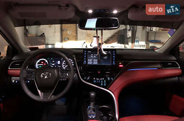 Седан Toyota Camry 2024 в Бучі