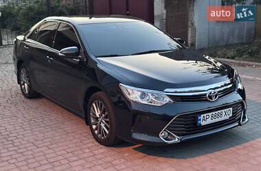 Седан Toyota Camry 2015 в Запорожье
