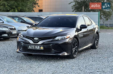 Седан Toyota Camry 2018 в Бердичеві