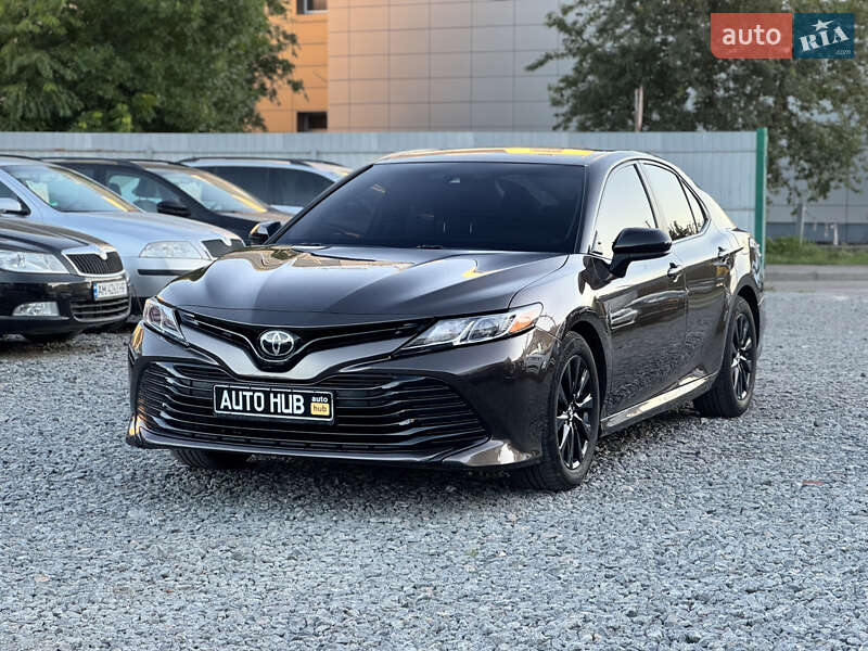 Toyota Camry 2018