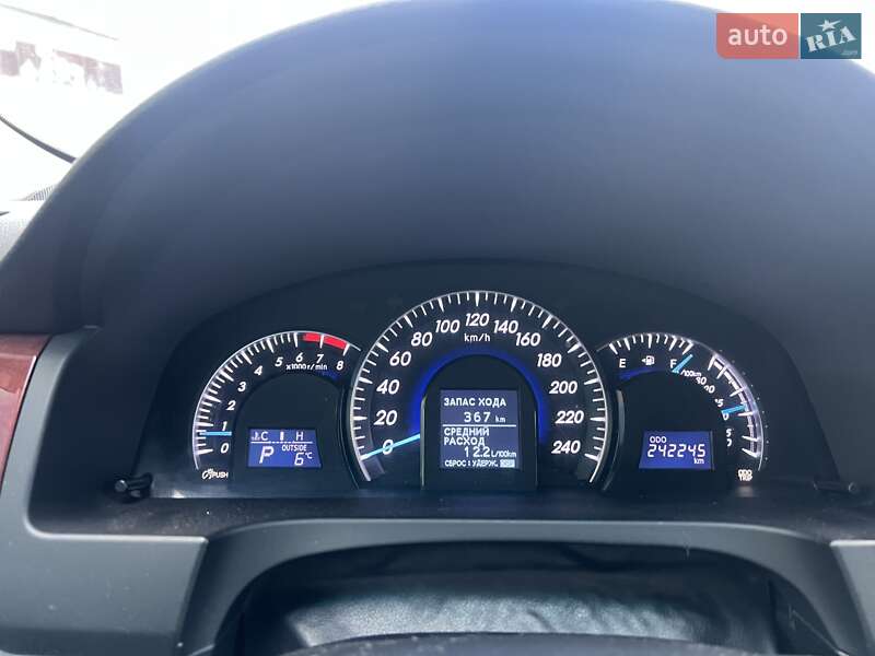 Седан Toyota Camry 2011 в Харкові