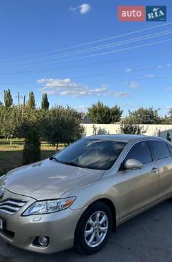 Седан Toyota Camry 2009 в Кобеляках