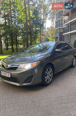 Седан Toyota Camry 2014 в Броварах