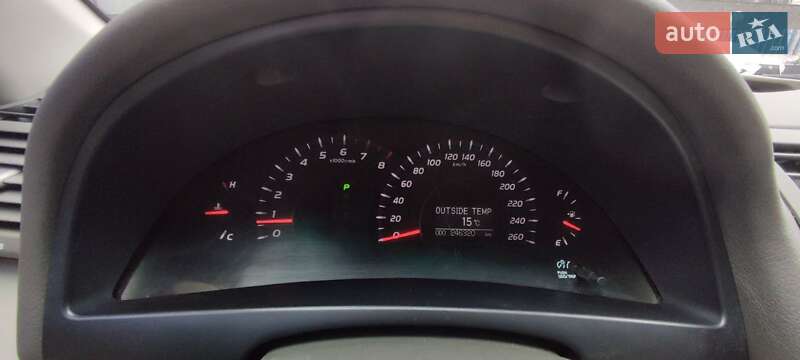 Седан Toyota Camry 2007 в Києві