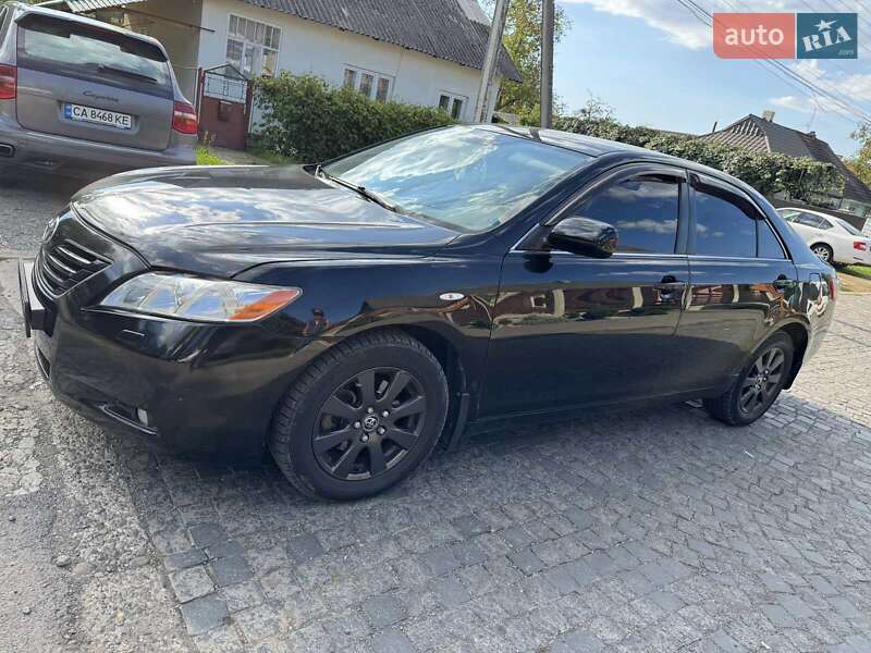 Седан Toyota Camry 2007 в Ильнице