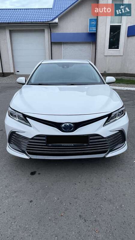 Седан Toyota Camry 2021 в Полтаві