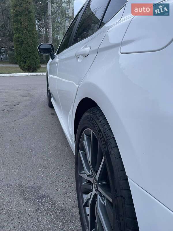 Седан Toyota Camry 2021 в Полтаві