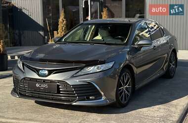 Седан Toyota Camry 2021 в Киеве