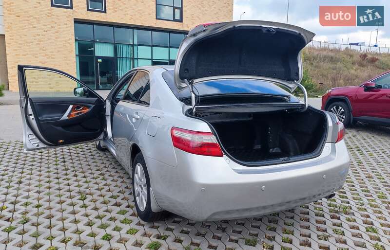 Седан Toyota Camry 2007 в Хмельницькому