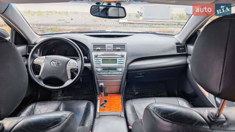 Седан Toyota Camry 2007 в Хмельницькому