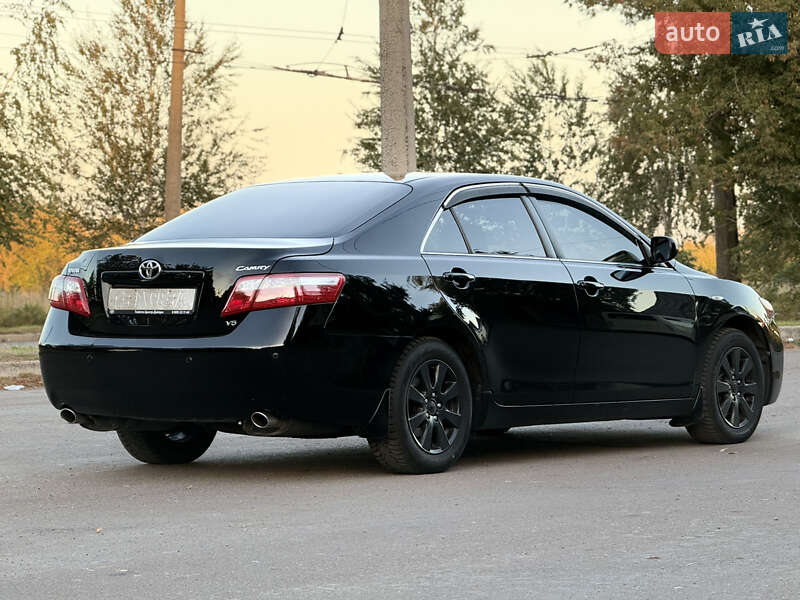 Седан Toyota Camry 2008 в Черкасах