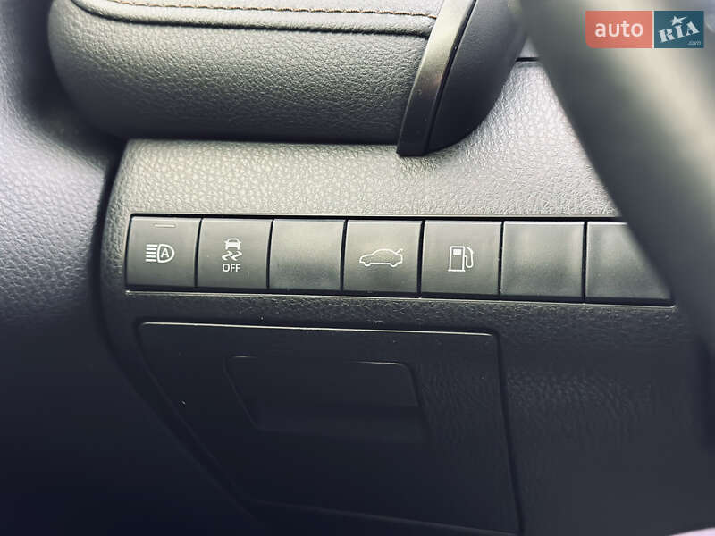 Седан Toyota Camry 2018 в Кременчуці