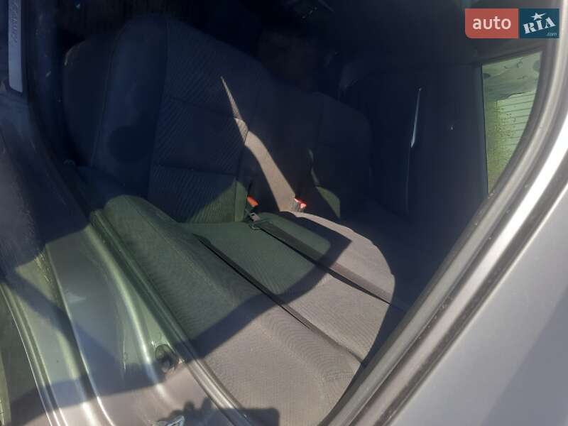 Седан Toyota Camry 2017 в Днепре