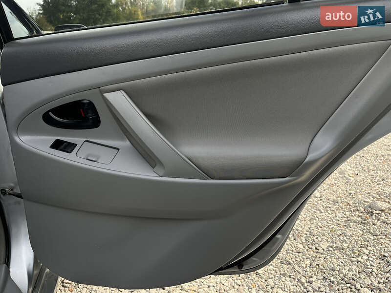 Седан Toyota Camry 2008 в Харкові фото 16 Седан Toyota Camry 2008 в Харкові