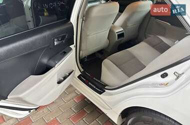 Седан Toyota Camry 2013 в 