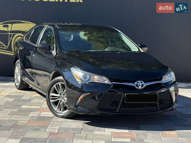 Седан Toyota Camry 2016 в Киеве фото 3 Седан Toyota Camry 2016 в Киеве