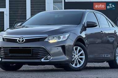 Седан Toyota Camry 2015 в Харкові
