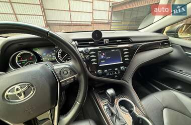 Седан Toyota Camry 2020 в 