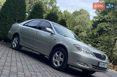 Седан Toyota Camry 2002 в  фото 11 Седан Toyota Camry 2002 в