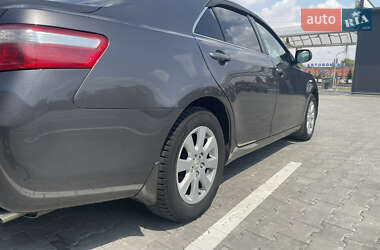 Седан Toyota Camry 2007 в 