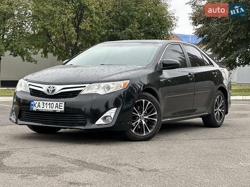 Toyota Camry 2014