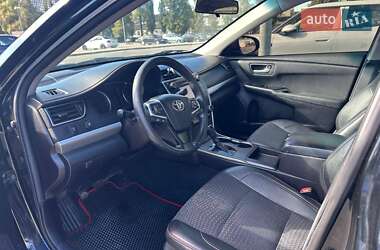 Седан Toyota Camry 2014 в Киеве