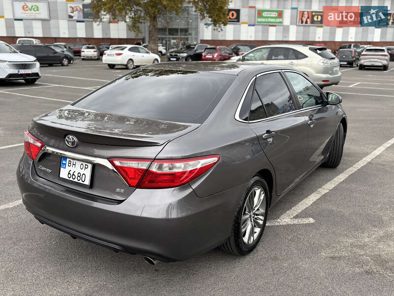Седан Toyota Camry 2016 в Одесі