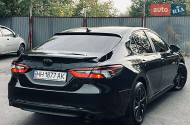 Седан Toyota Camry 2021 в 