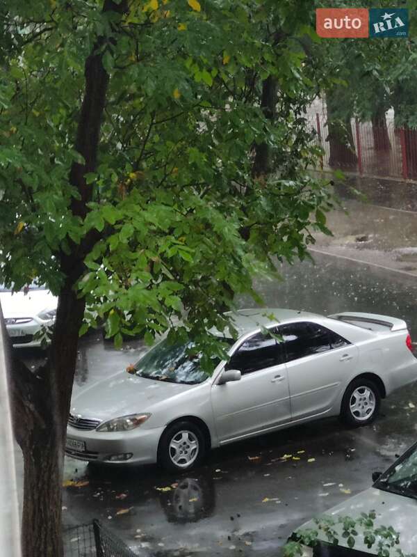 Седан Toyota Camry 2003 в Одессе