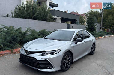 Седан Toyota Camry 2021 в Києві