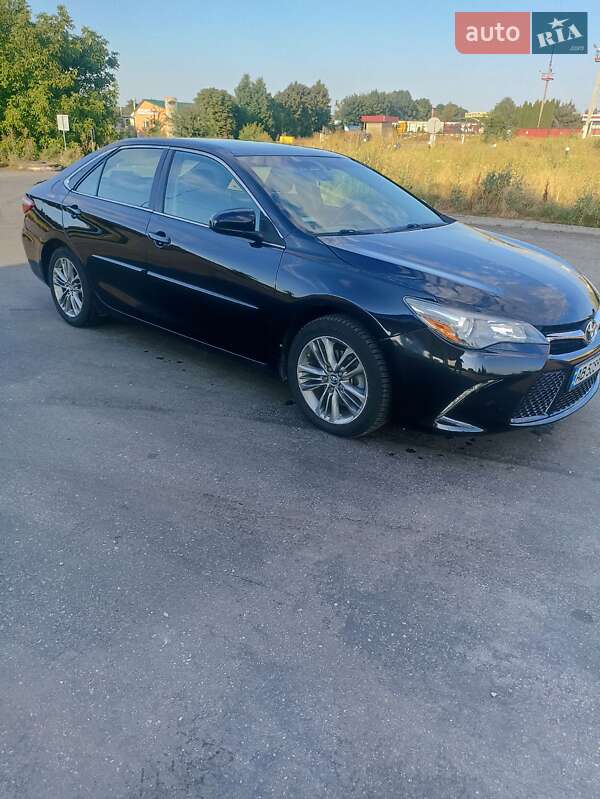 Toyota Camry 2016