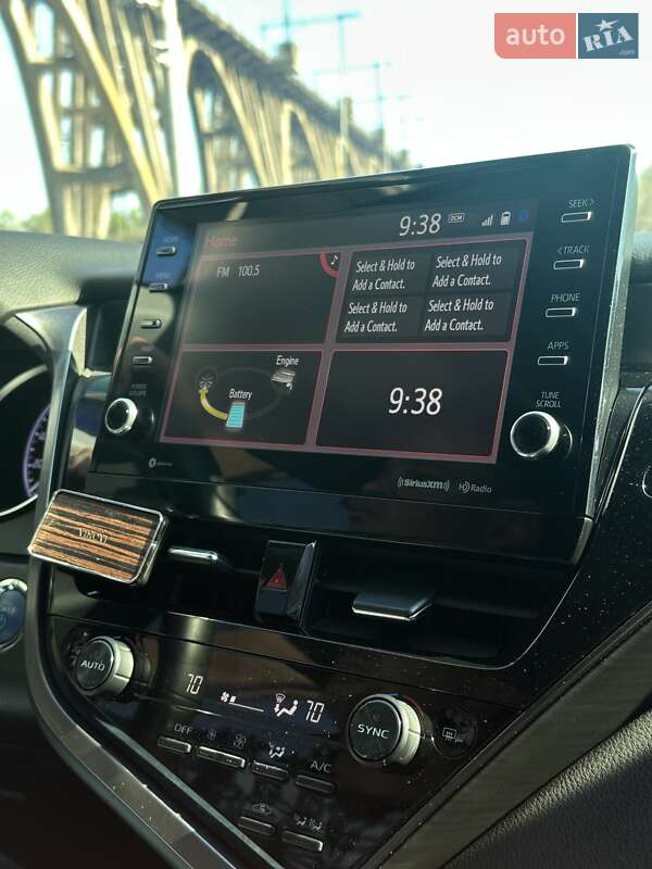 Седан Toyota Camry 2020 в Днепре