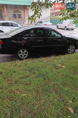 Седан Toyota Camry 2005 в 