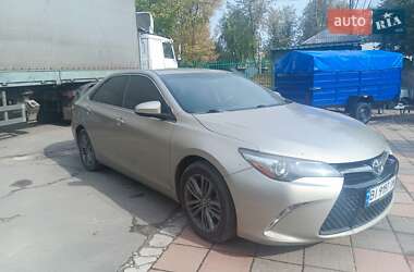 Седан Toyota Camry 2015 в Кременчуге