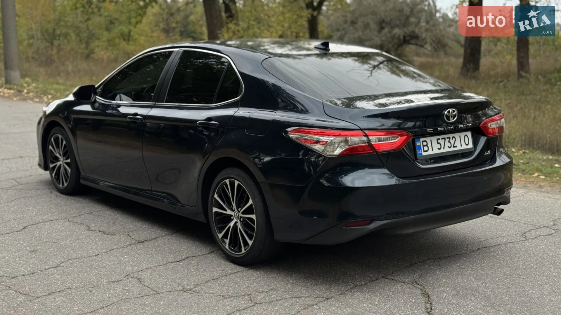 2019 Toyota Camry - мініатюра 13