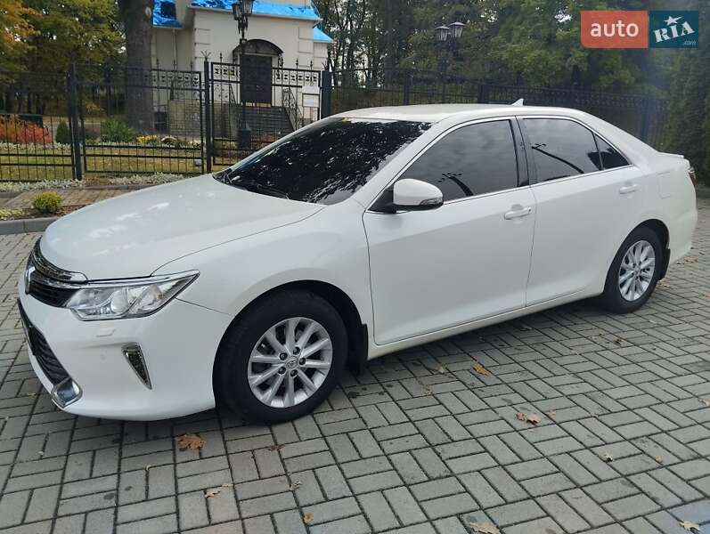 Седан Toyota Camry 2014 в Прилуках фото 5 Седан Toyota Camry 2014 в Прилуках
