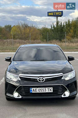 Седан Toyota Camry 2016 в Запоріжжі
