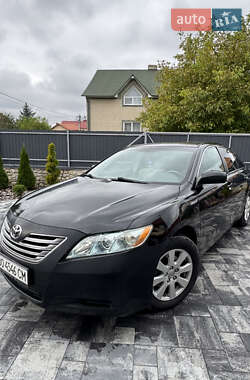 Седан Toyota Camry 2009 в Тернополе