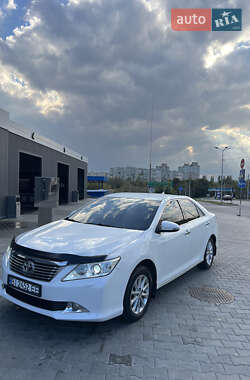 Седан Toyota Camry 2012 в Полтаве