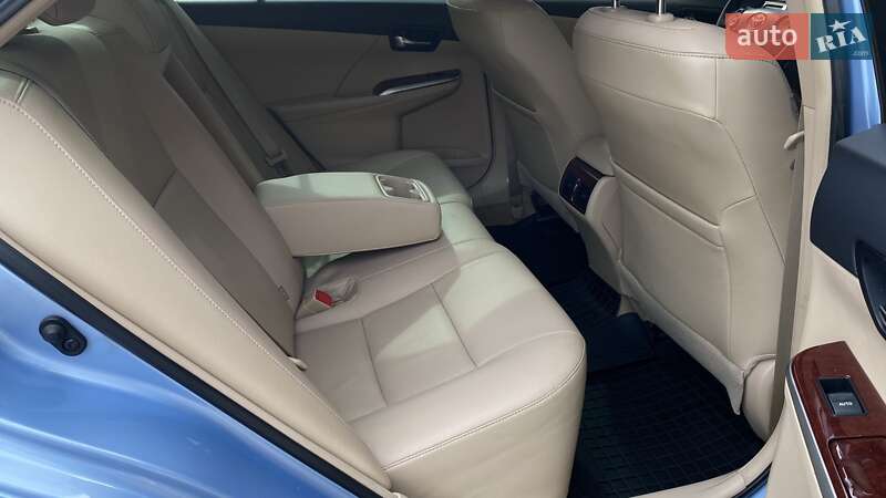 Седан Toyota Camry 2012 в Одессе