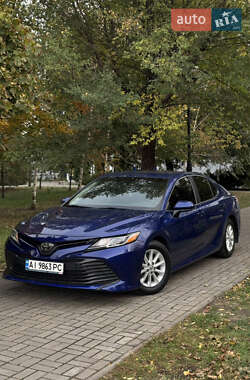 Седан Toyota Camry 2018 в Кривом Роге