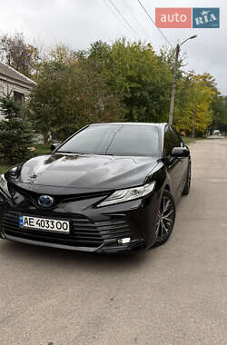 Седан Toyota Camry 2022 в Днепре