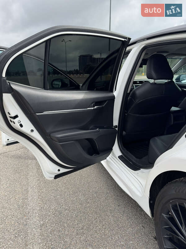 Седан Toyota Camry 2018 в Одесі