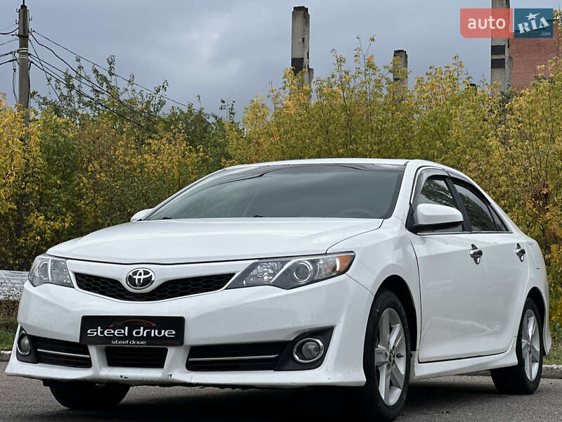 Toyota Camry 2013