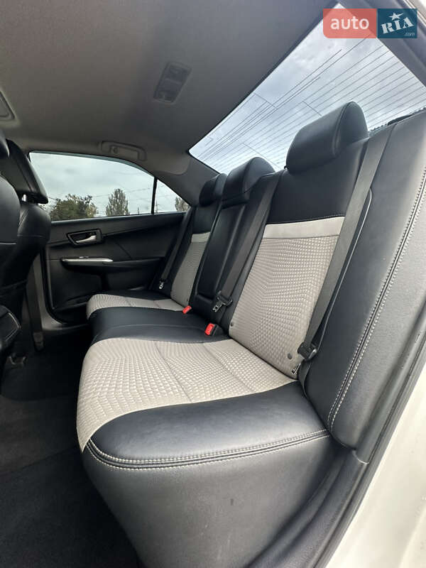 Седан Toyota Camry 2013 в Миколаєві