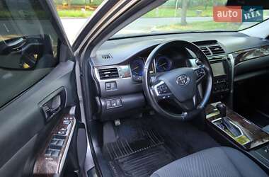 Седан Toyota Camry 2016 в 