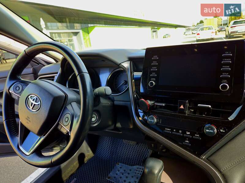 Седан Toyota Camry 2021 в Киеве фото 8 Седан Toyota Camry 2021 в Киеве