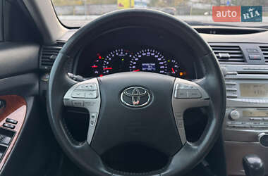 Седан Toyota Camry 2011 в 