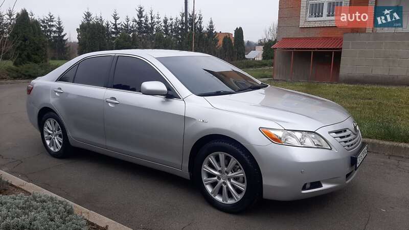 Седан Toyota Camry 2007 в Умани