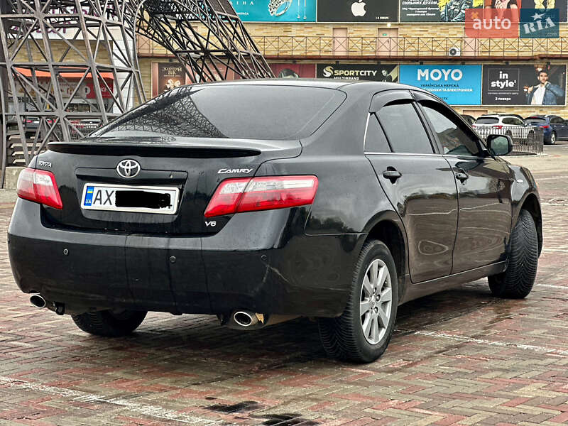 Седан Toyota Camry 2008 в Харькове